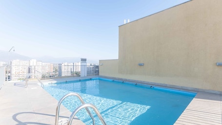 Pool. Apartment 2D + 2B - Private parking