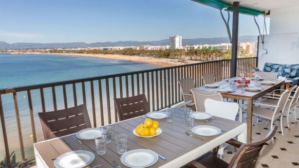 Unclassified image, 1 of 12, button - Global Acantilados - By Global Rental Holidays 8544 (Salou)