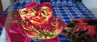 Neat n cleans 3 rooms available for spend private time with your partner.