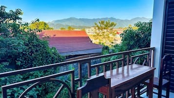 Superior Twin Room, Balcony, Garden View | Terrace/patio