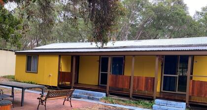 Peaceful bay chalets -Chalet 7B