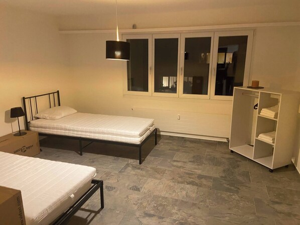 2 bedrooms