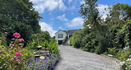 Lakeside Apartment Retreat in Oughterard Connemara