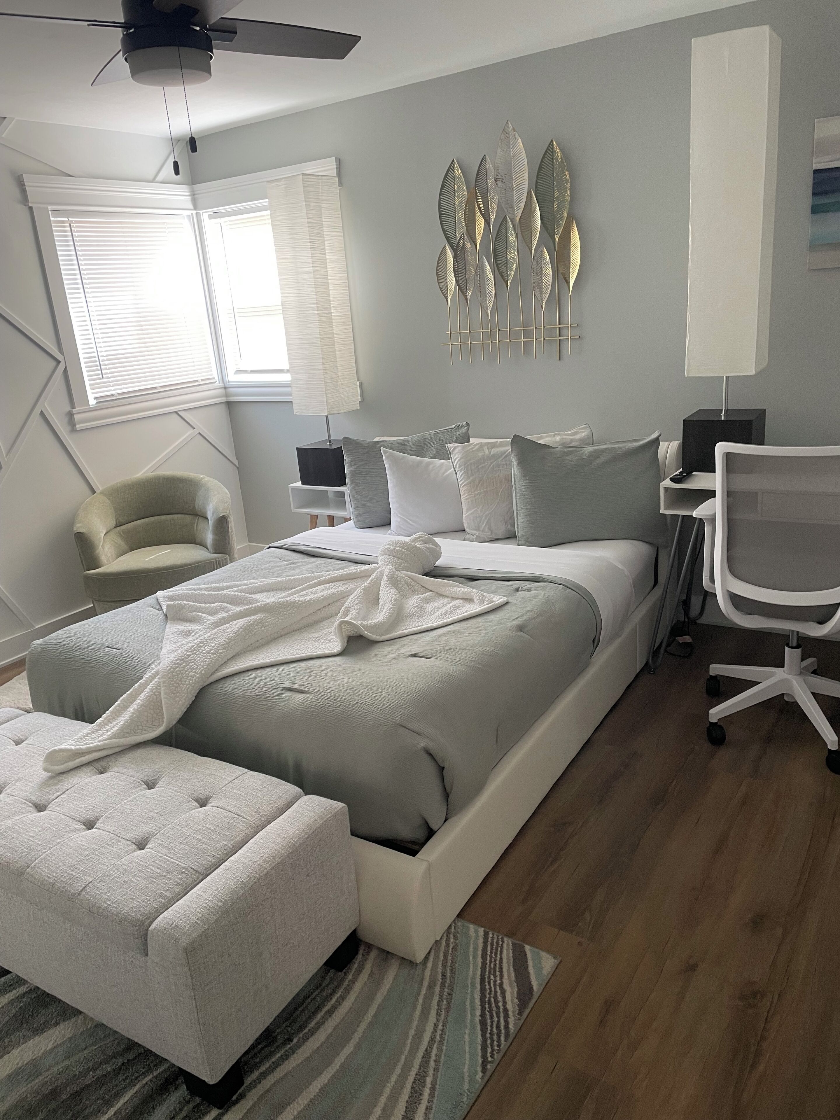 3 bedrooms, iron/ironing board, free WiFi, bed sheets