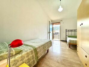 1 bedroom, iron/ironing board