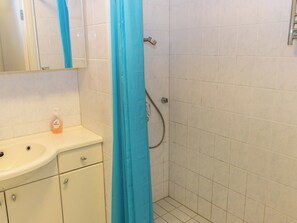 Inside other - Hotelli terme, rantahuone 18 by Interhome (Ikaalinen)