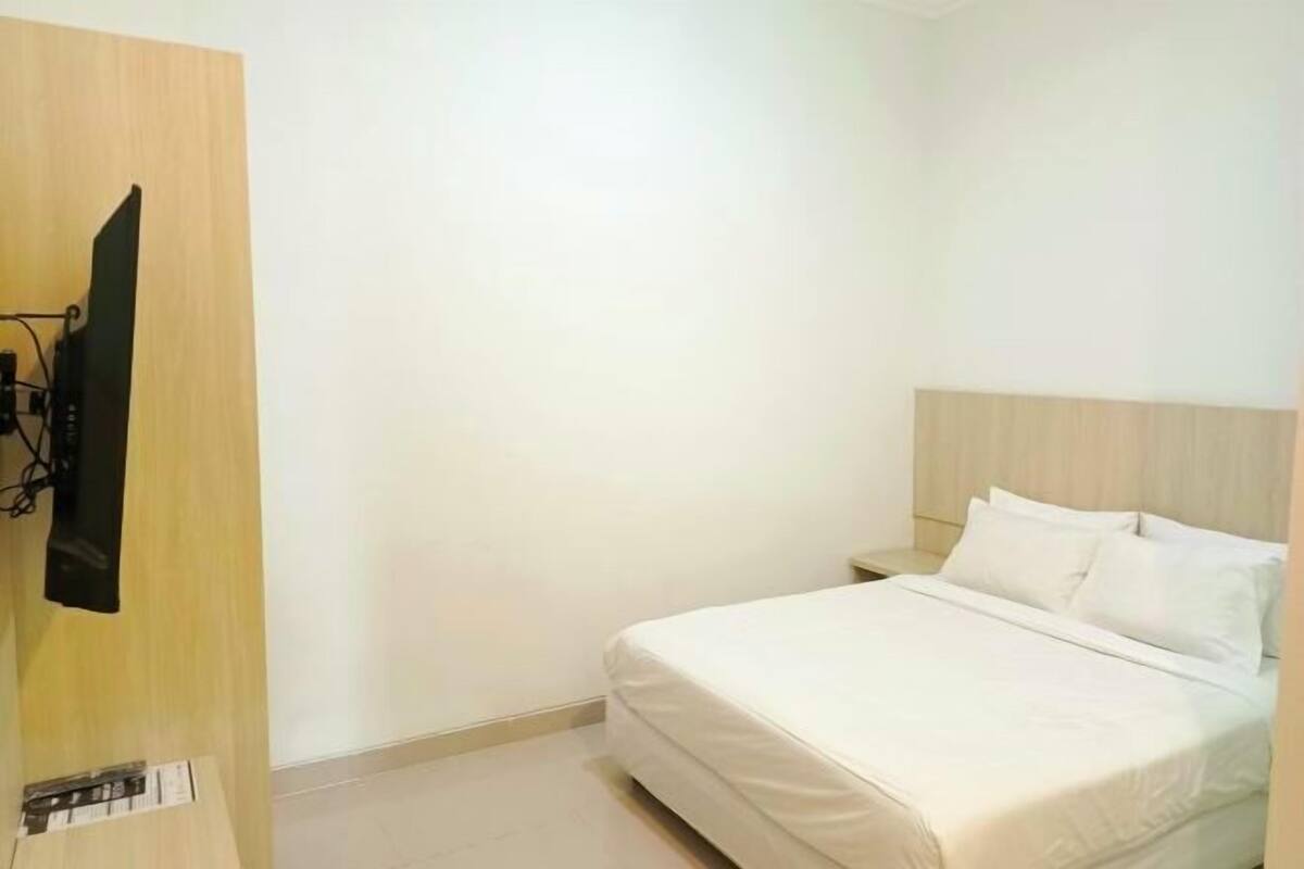 Bureau, Wi-Fi gratuit, draps fournis