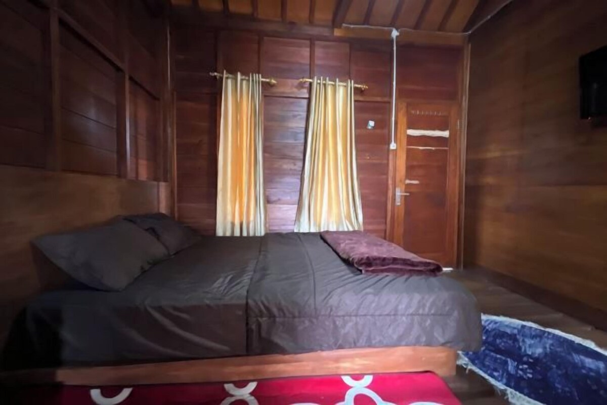 1 bedroom, desk, WiFi (free), bed sheets