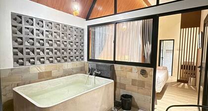 Mamifokobo Hotel & Glamping