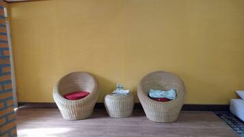 Kamar Keluarga | Lobi