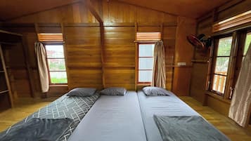 Deluxe Villa | 1 bedroom, iron/ironing board, free WiFi, bed sheets