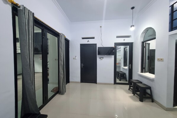 Interior - Ardafa Inn & Villa (Yogyakarta)