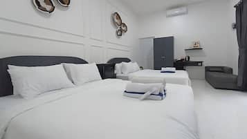 Suite | 1 bedroom, desk, free WiFi, bed sheets
