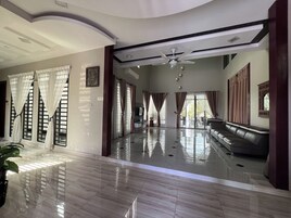 Televisión de pantalla plana