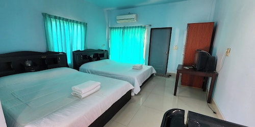 Chok Phikul Thong Resort