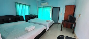 Chok Phikul Thong Resort