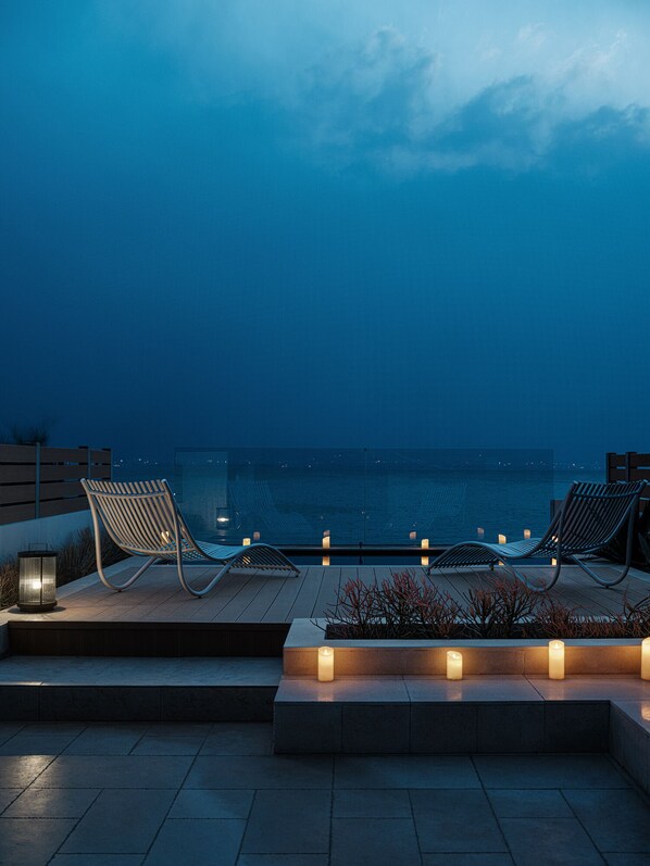 Deluxe Double Room | Terrace/patio