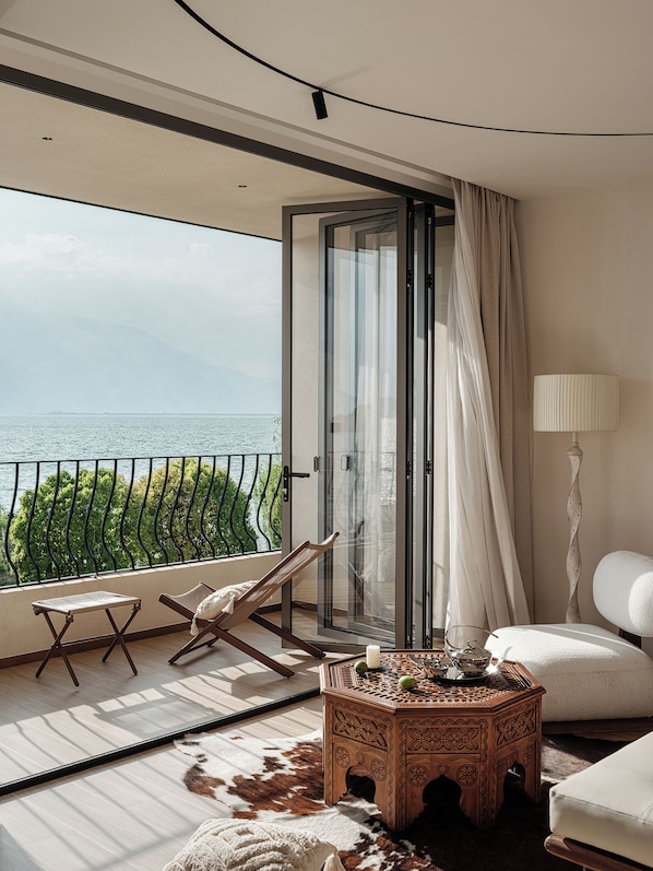 Habitación de lujo doble | Vistas del balcón