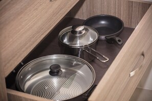 Chambre Deluxe double, vue sur la ville | Cuisine privée | Réfrigérateur