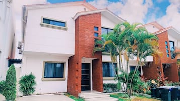 Family House, Private Pool