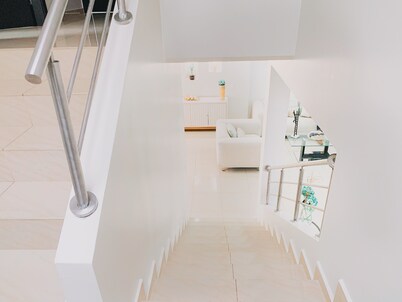 Casa con Piscina Privada para Familias