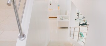 Casa con Piscina Privada para Familias