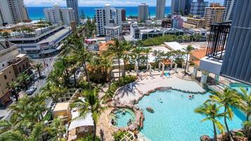 2 Bedroom 2 Bath Ocean View Apartment | Vista a la playa o el mar