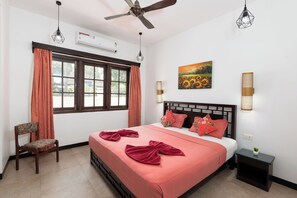 4 habitaciones, tabla de planchar con plancha, wifi y ropa de cama