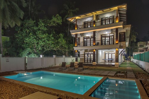 Bali-Style Getaway w/Pool & Modern Vibes - Phase 12 - 4BHK