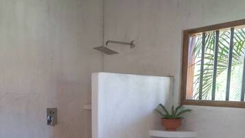 Villa, 2 Bedrooms, Smoking, Private Pool | Bathroom