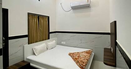 Shree Radhe Radhe Palace