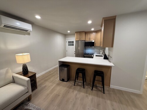 Comfortable Midterm Stay – All Utilities Included