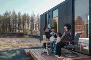 Terrace/patio - Lantian Cottage 2 by Tiny Away (嵐田雅居2 ) (Yuanshan Township)