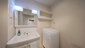 Condo, Non Smoking | 1 bedroom, individually decorated, individually furnished, desk