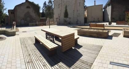 Duplex dans quartier charmant proche centre et toutes commodités, animaux admis