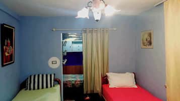 Room, 2 Bedrooms, Accessible, Smoking | 2 bedrooms