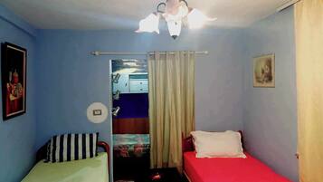 Room, 2 Bedrooms, Accessible, Smoking | 2 bedrooms