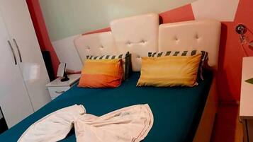 2 bedrooms
