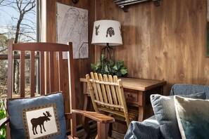 Televisie en een open haard