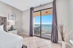 3 عدّة غرف نوم ومكواة/لوح كي وواي فاي وملاءات أسرّة