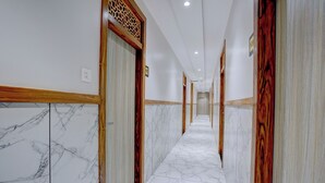 Exterior - HOTEL ARTS INTERNATIONAL  (Mumbai)