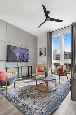 TV, offices - The Camellia & The Bluestem - 2 homes, 8 bedrooms (Nashville)