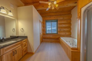 Shower - Where Luxury Touches the Sky | Hilltop Dream (Otis Orchards)