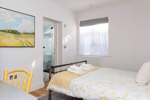 3 室のベッドルーム、アイロン / アイロン台、旅行用ベビーベッド、WiFi
