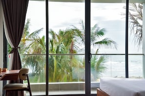 Executive Room, 1 King Bed, Private Bathroom, Sea View | Balcony - The Vista Beach Resort & Spa (Phan Thiet)