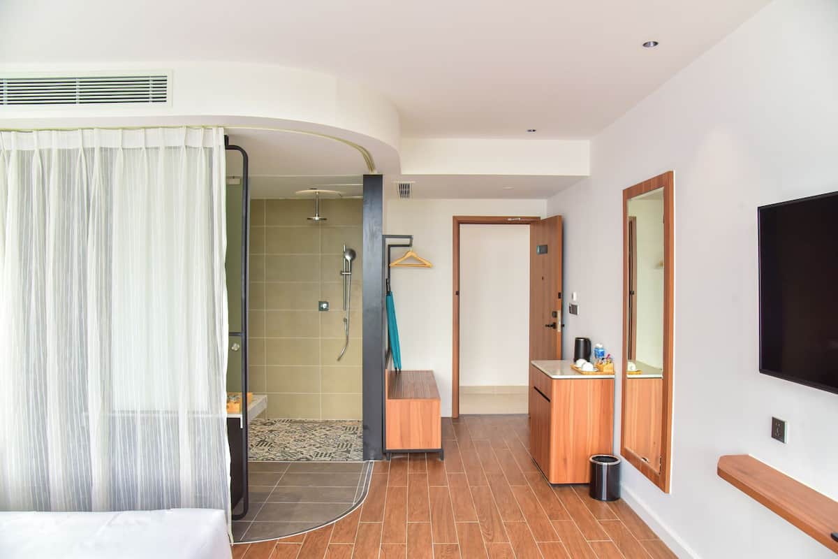 Executive Oda, 1 En Büyük (King) Boy Yatak, Özel Banyo, Deniz Manzaralı | 1 yatak odası, güneşlik/perde, ses yalıtımı, ücretsiz kablosuz İnternet