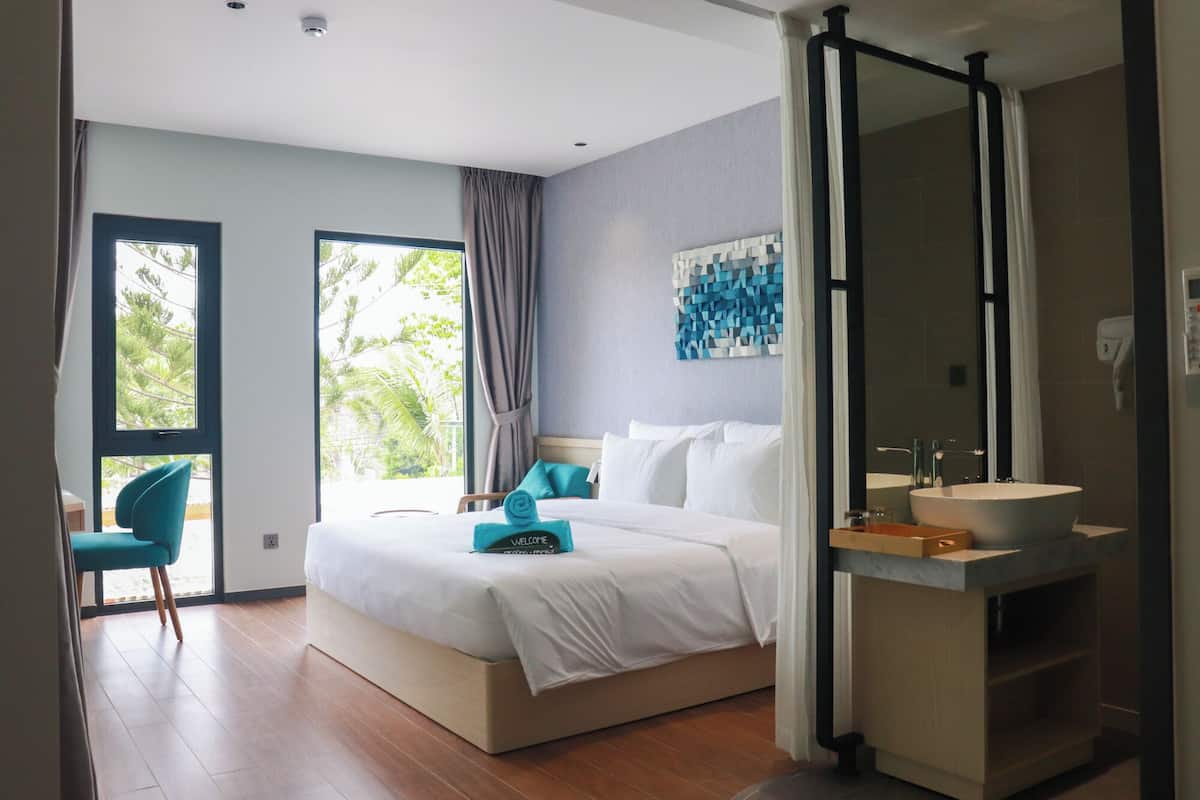 Standard Oda, 1 Büyük (Queen) Boy Yatak, Balkon, Bahçe Manzaralı | 1 yatak odası, güneşlik/perde, ses yalıtımı, ücretsiz kablosuz İnternet