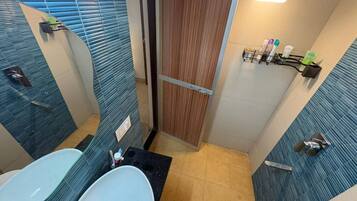 Toallas y papel de baño