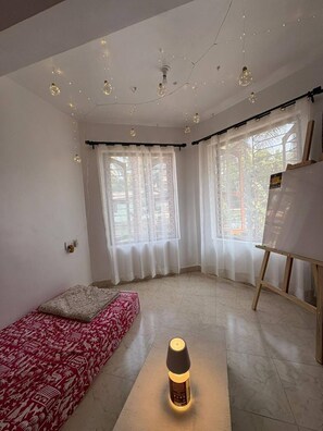 2 chambres, fer et planche à repasser, Wi-Fi, literie fournie