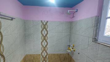 Family Double Room, River View | Bathroom | Free toiletries, slippers, bidet, towels
